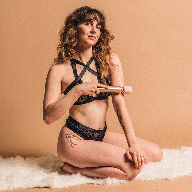 Wild Queen Bra Set Xoxomoving