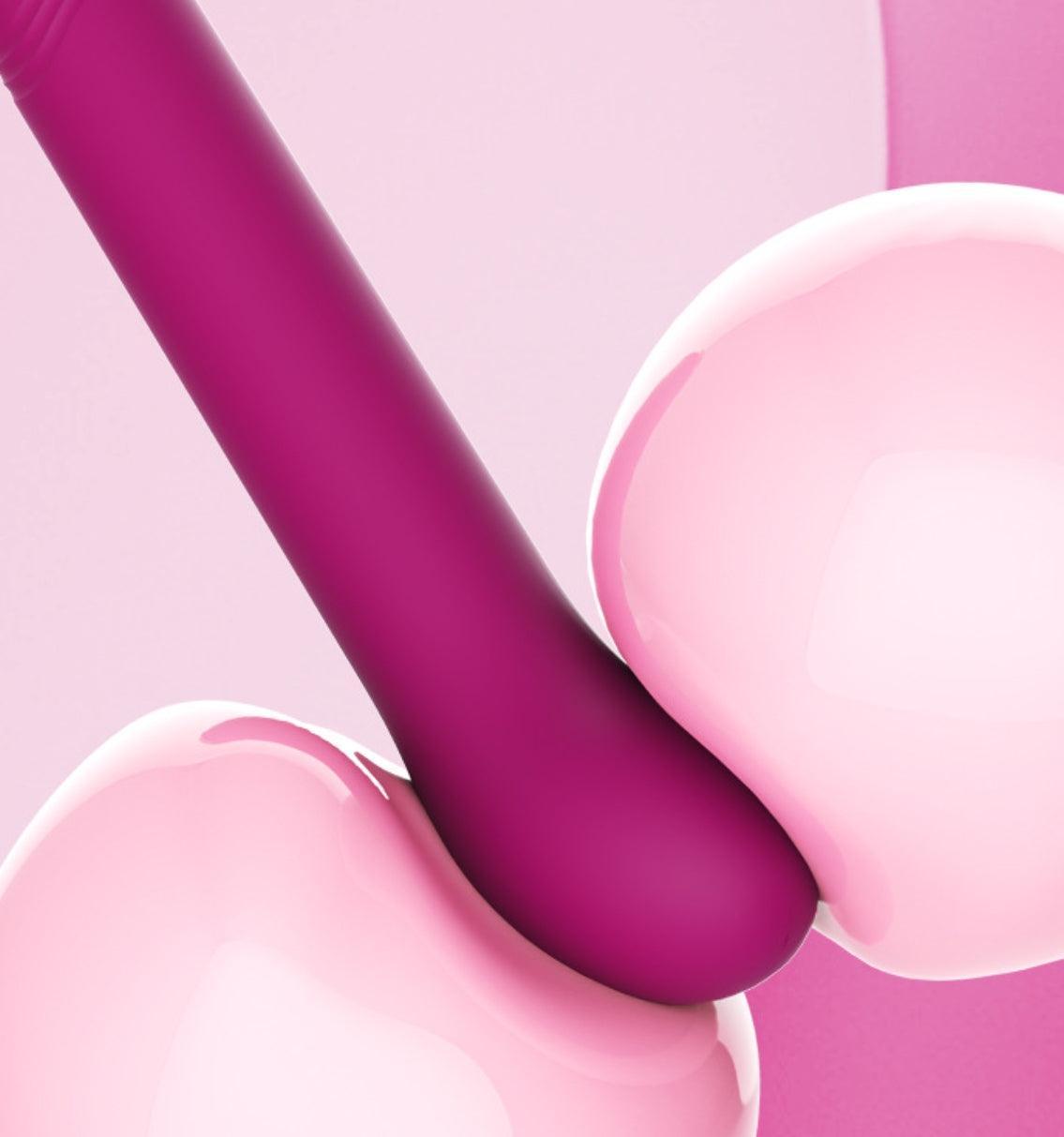 Massage Your G-Spot For Intense Orgasms with Our Silicone Vibe - Xoxomoving