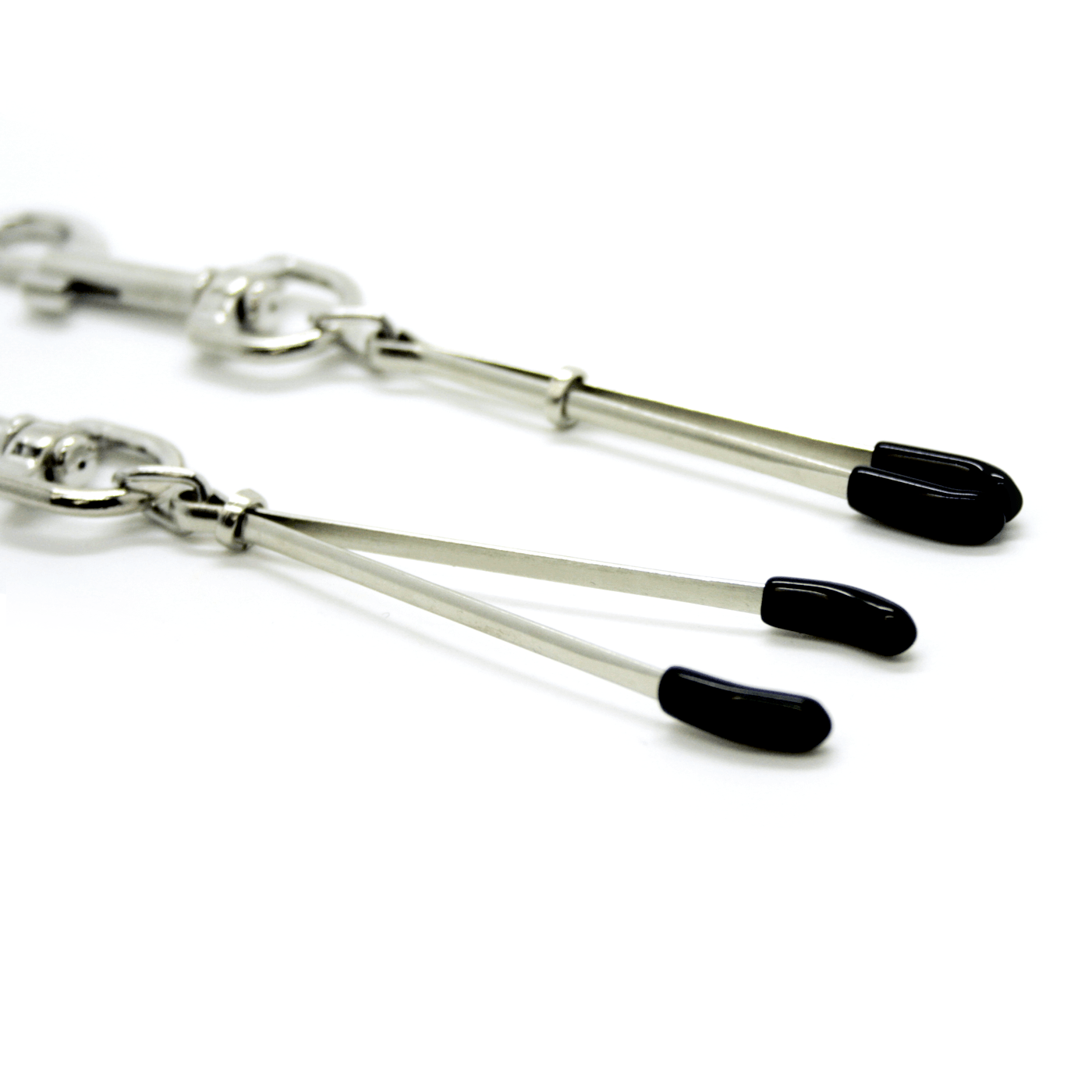 Tweezer Style Nipple Clamps With Clasp - Xoxomoving