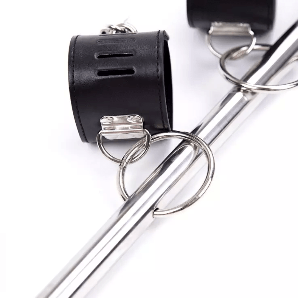 Four Cuff Spreader Bar