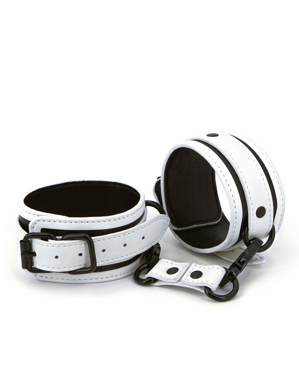 GLO Bondage Ankle Cuffs - Xoxomoving