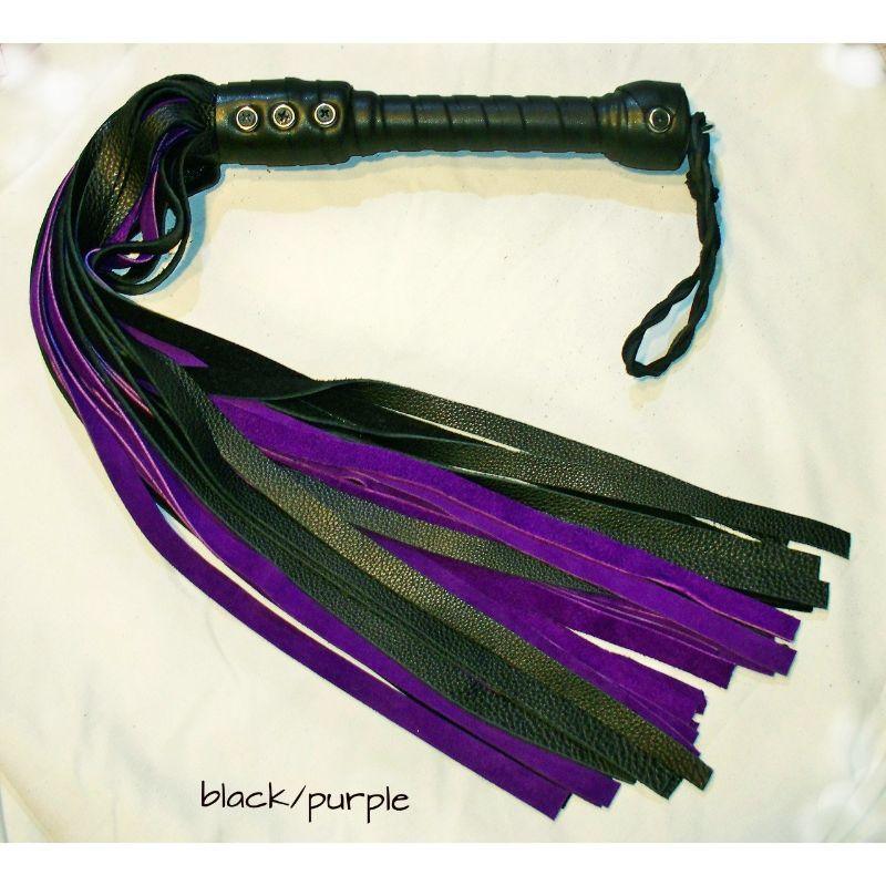 Bare Leatherworks Essential Flogger - Mid Size - Xoxomoving