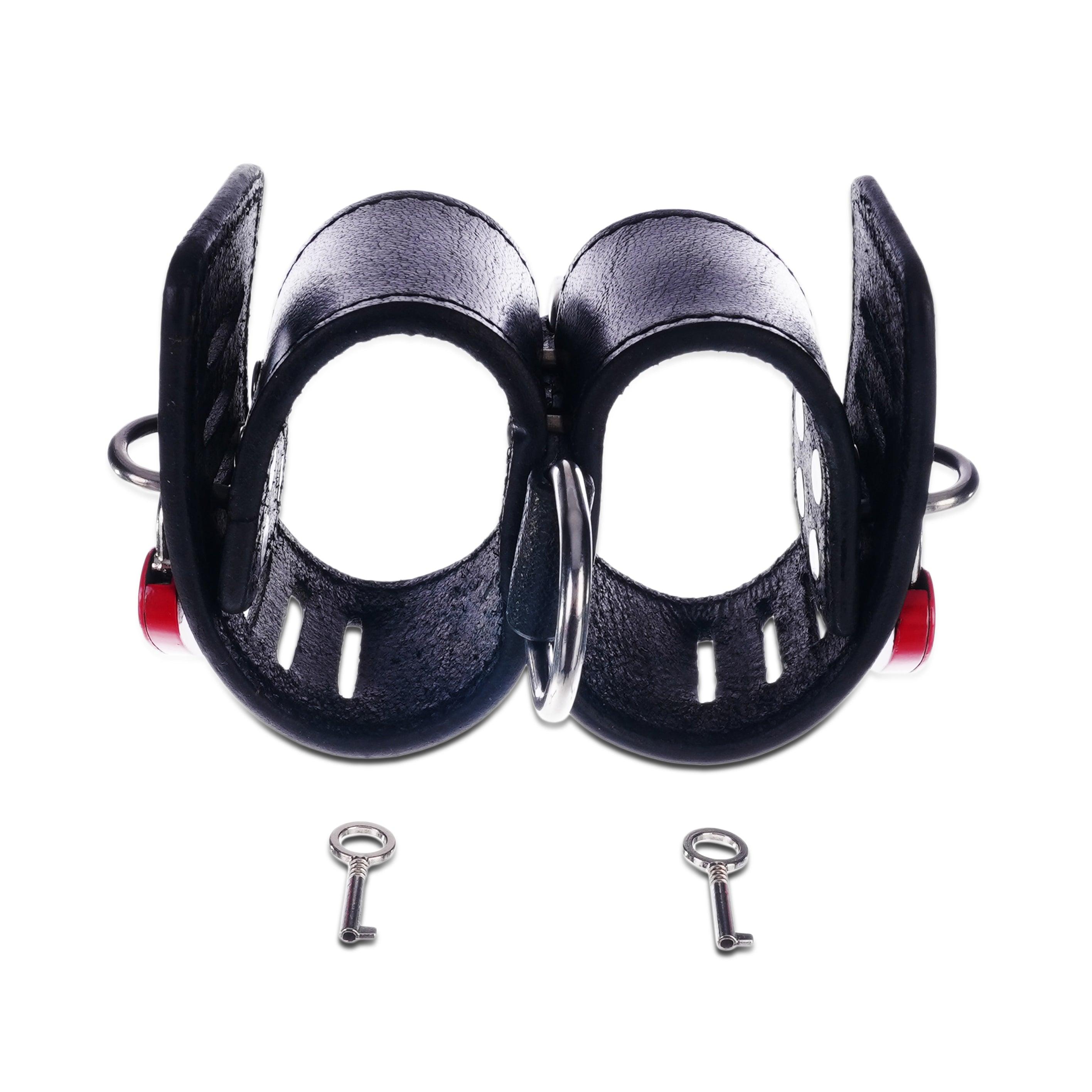 Secure Cuffs with D-Rings and Locks by Kink - Xoxomoving