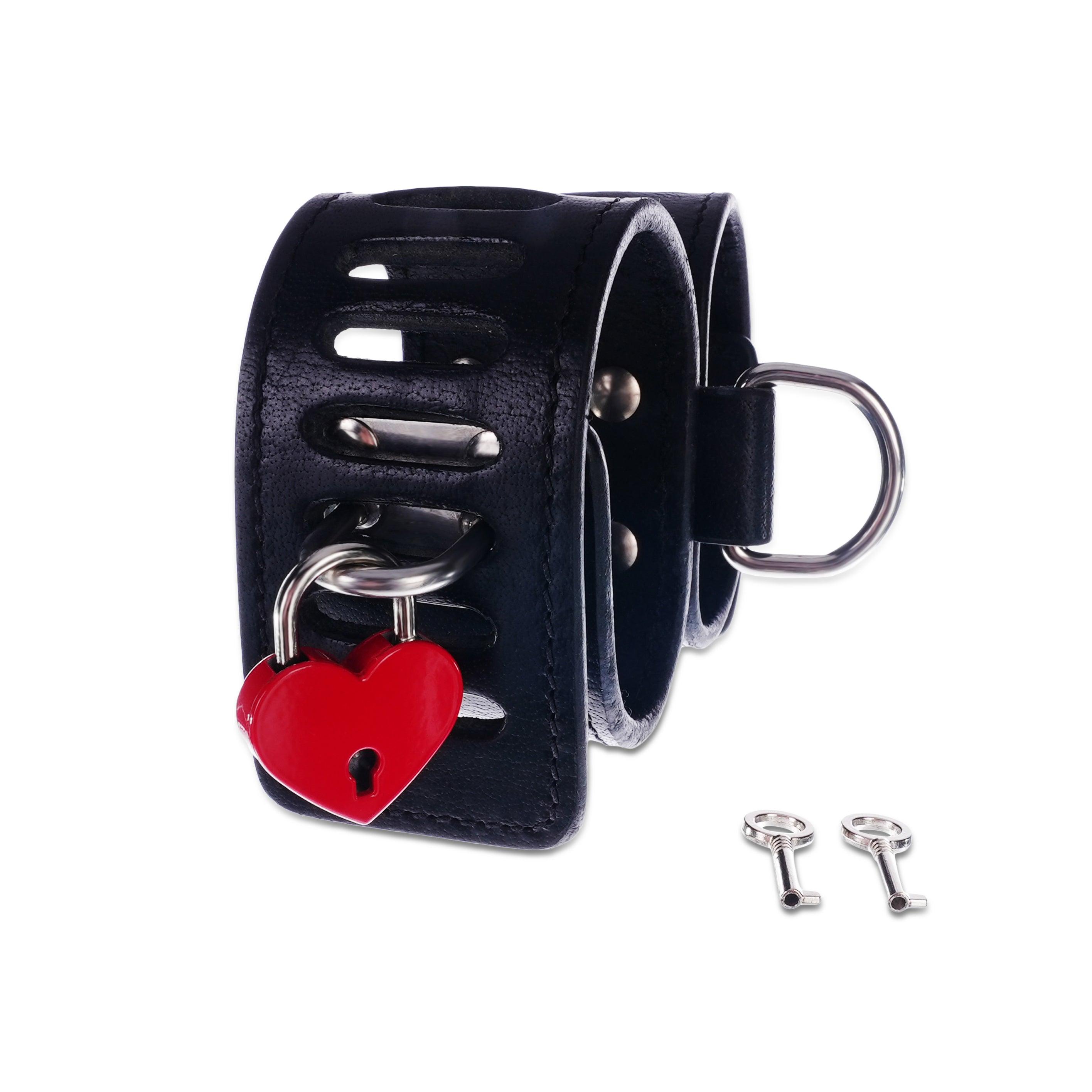 Secure Cuffs with D-Rings and Locks by Kink - Xoxomoving