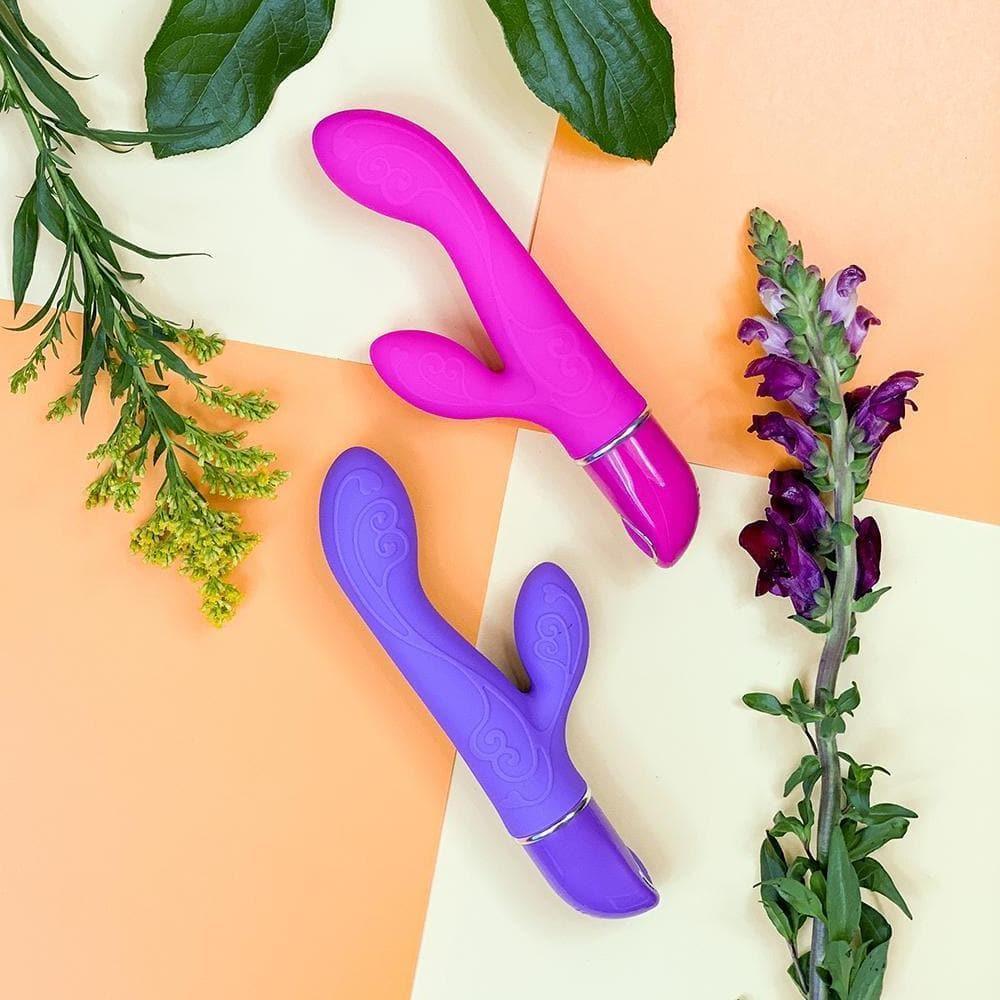 Holly - Classic Dual Vibrator with Rabbit Design for G-Spot & Clitoral Stimulation - Xoxomoving