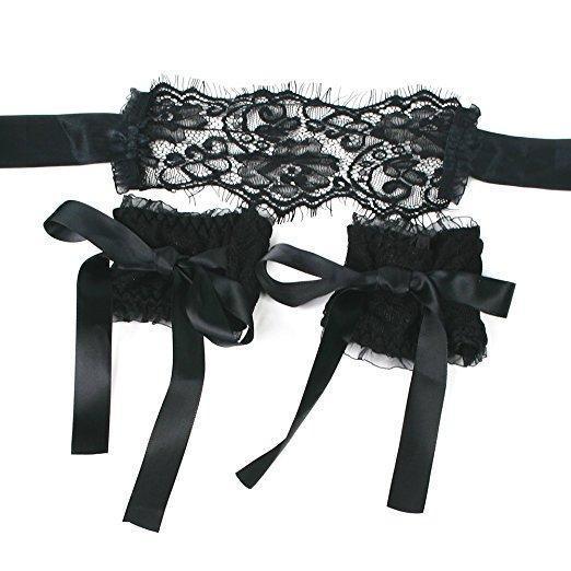 Seduce Me Lace Mask and Cuffs - Xoxomoving